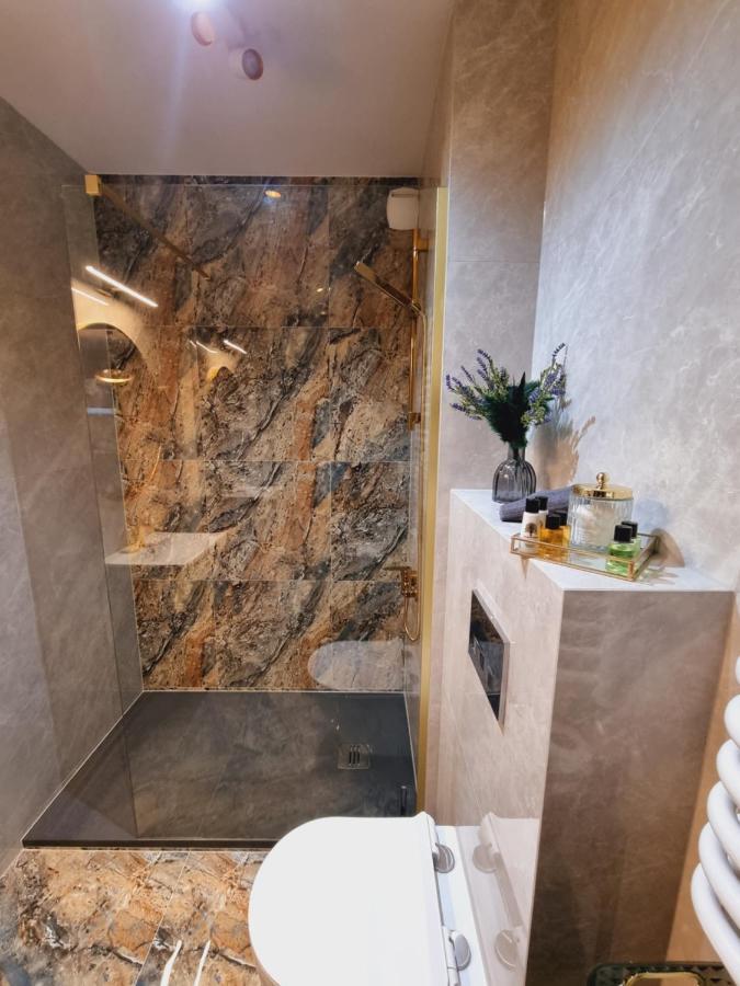 Apartament Jacuzzi Krasków Exterior foto